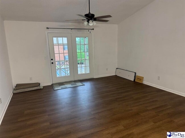 Building Photo - 1219 Brittany Dr