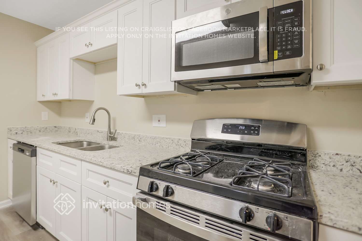 Building Photo - 4496 Fowler Ln