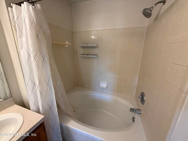 Building Photo - 3785 Union Pacific Dr E