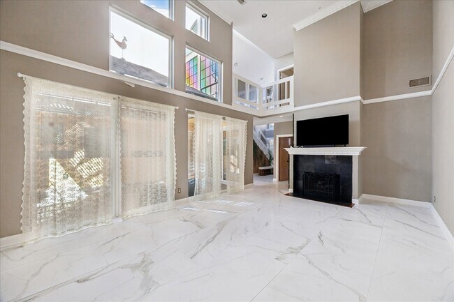 Building Photo - 1524 Nantucket Dr