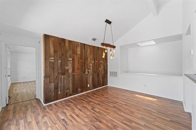 Building Photo - 1828 Alameda Dr