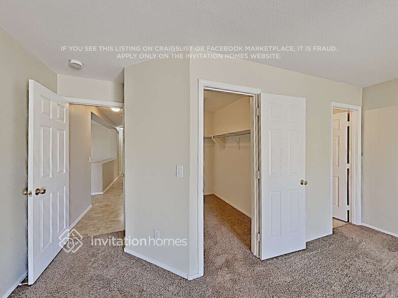 Building Photo - 11360 E Sunland Ave