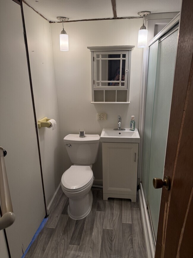 Building Photo - 11322 W Paradise Rd