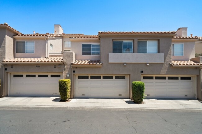 Building Photo - 7 Windchime