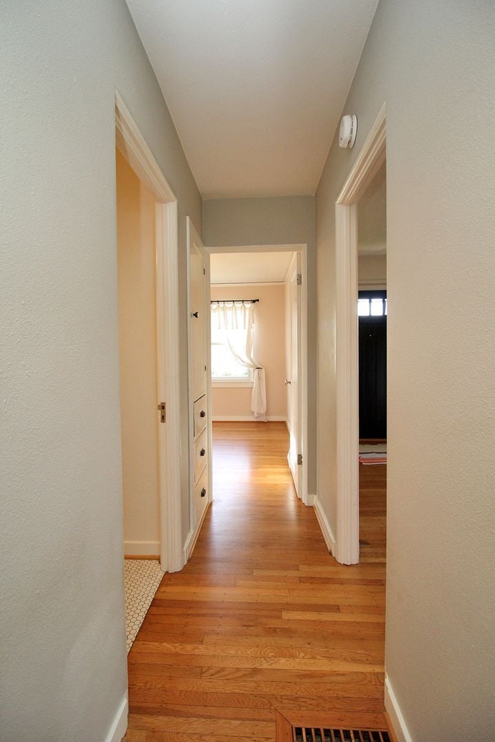 Building Photo - 7703 SE 17th Ave