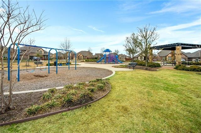 Building Photo - 2912 Chestnut Ln