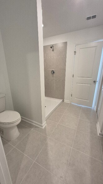 Building Photo - 3642 Hardman Dr