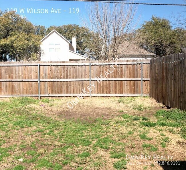 Building Photo - 119 W Wilson Ave