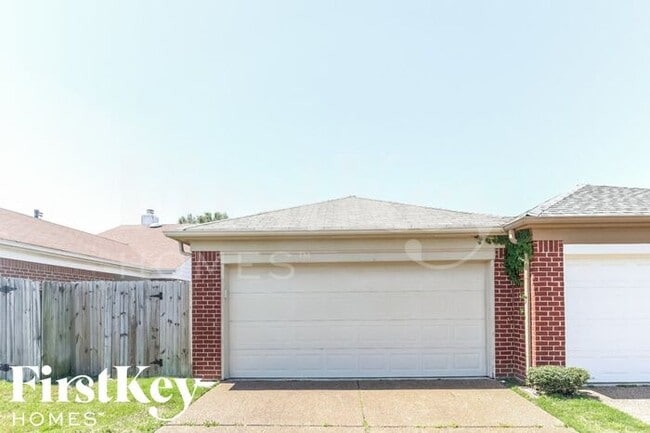Building Photo - 1112 Sunstar Dr