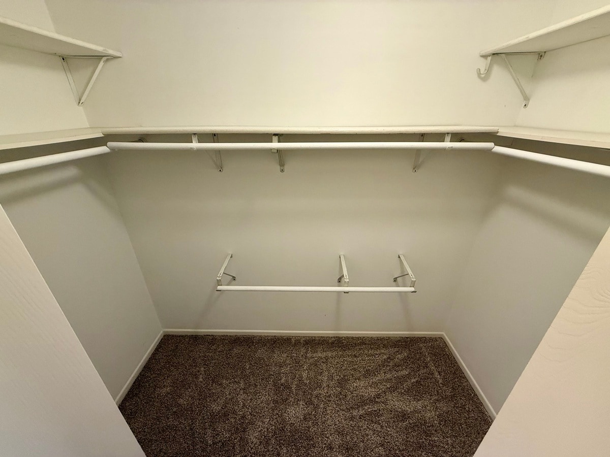 Building Photo - 8856 Jasmine Ln