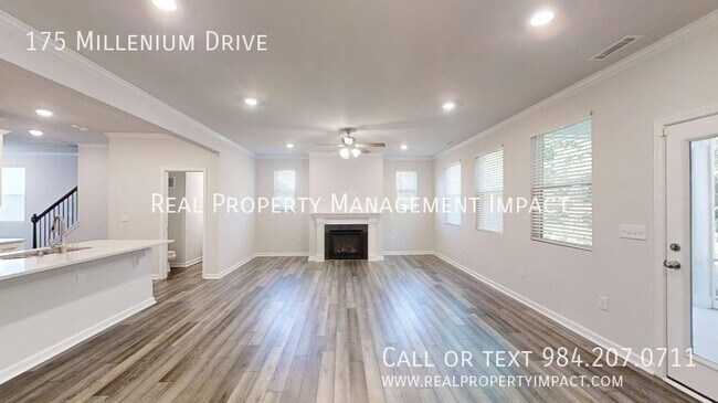 Building Photo - 175 Millennium Dr