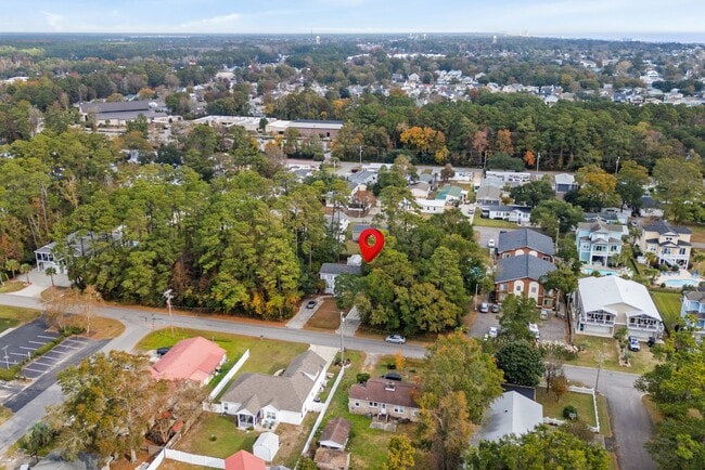 Building Photo - 8 Blocks from Garden City Beach! 2 Bed/1.5 Bath Duplex