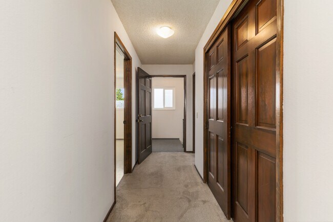 Building Photo - Charming 2BR/2BA Home with Private Balcony...