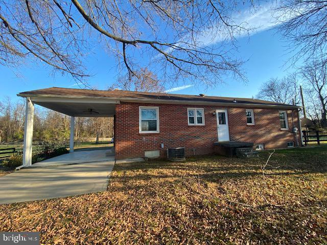 Building Photo - 17 Summerville Rd