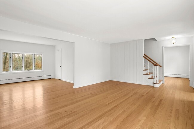 Building Photo - 148 Old Mill Rd