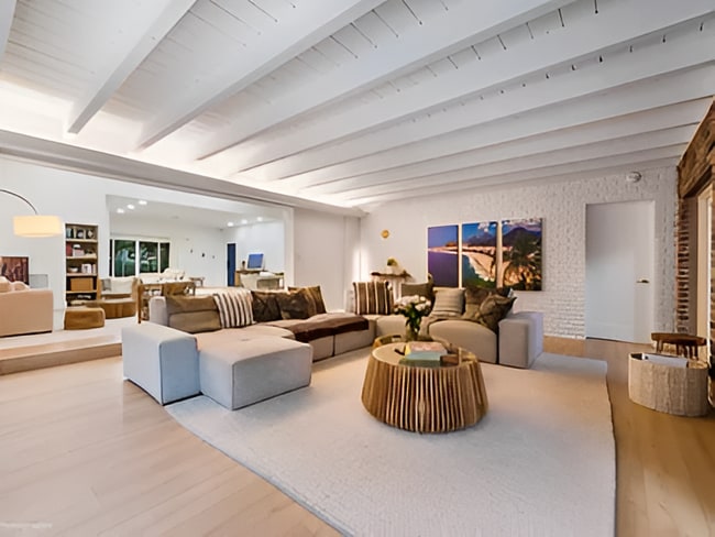 Building Photo - 5101 Maggiore St