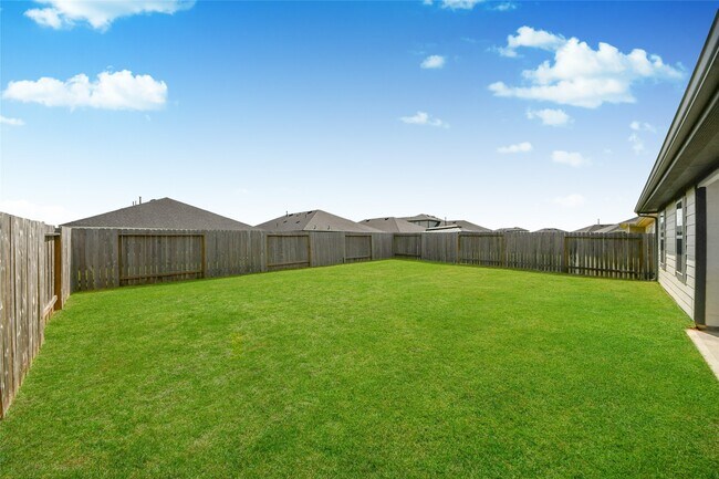 Building Photo - 31711 Melkridge Rd