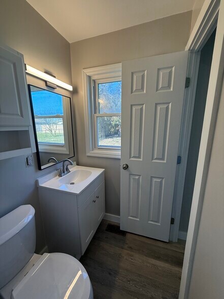 Building Photo - 317 Funston Ave