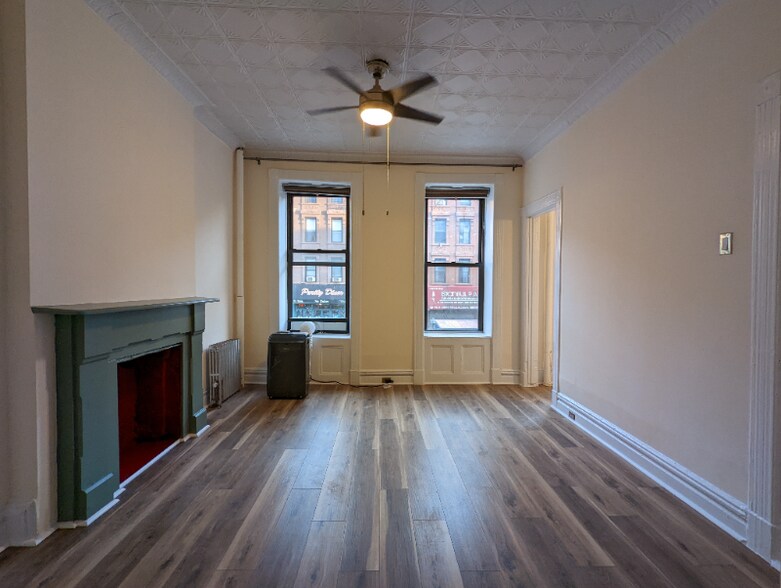 Building Photo - 296-297 7th Ave