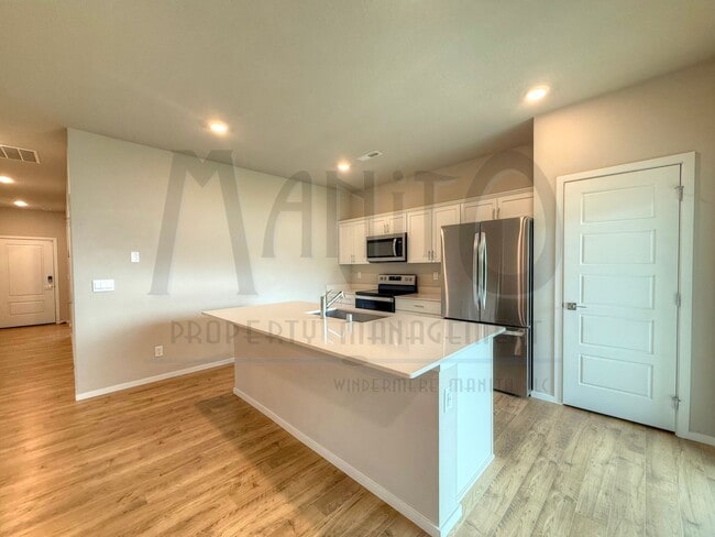 Building Photo - Beautiful Cheney Home