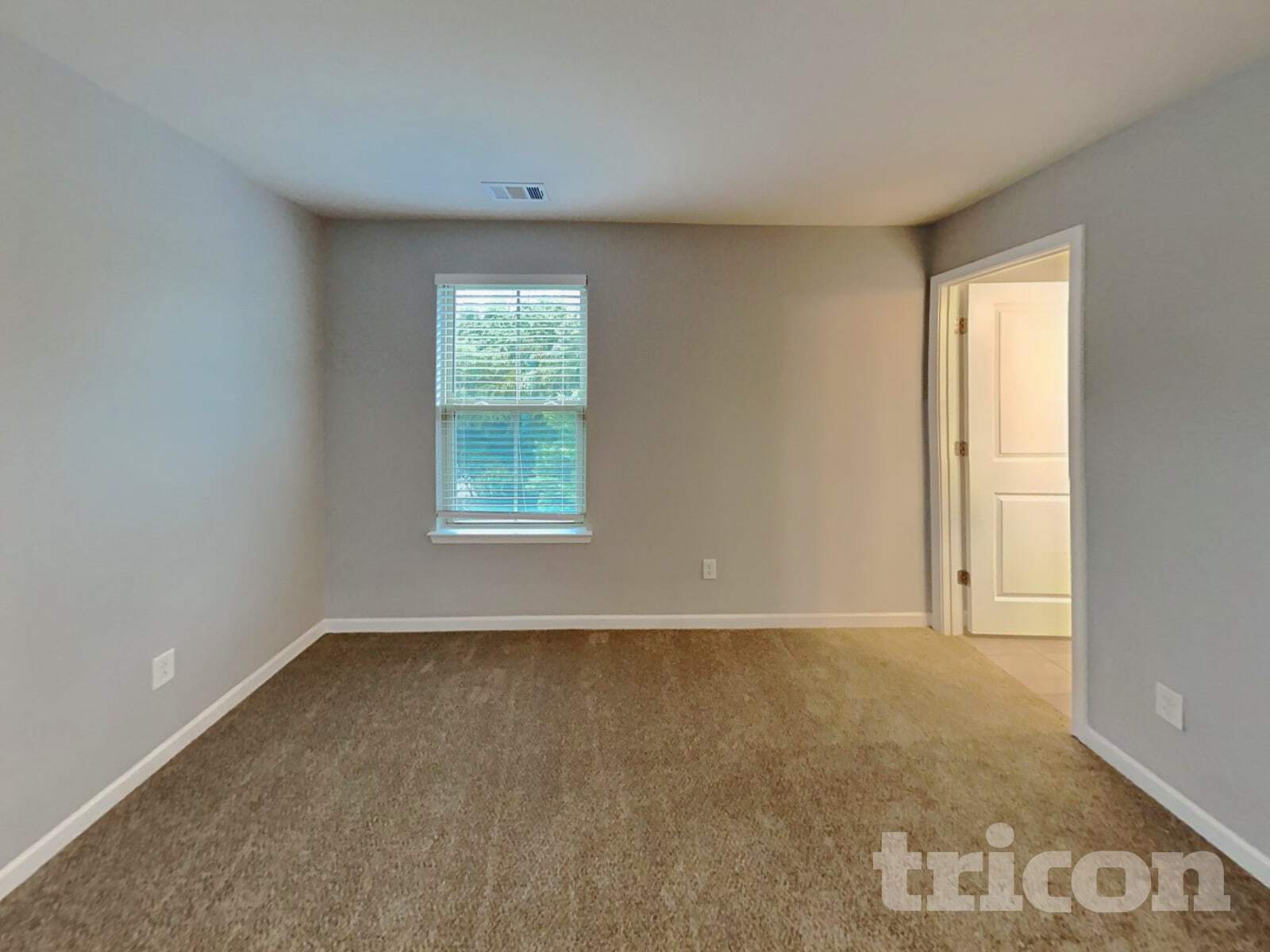 Building Photo - 306 Heroit Ct