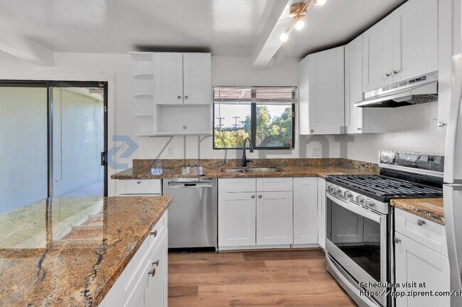 Building Photo - 1312 Carlton Ave