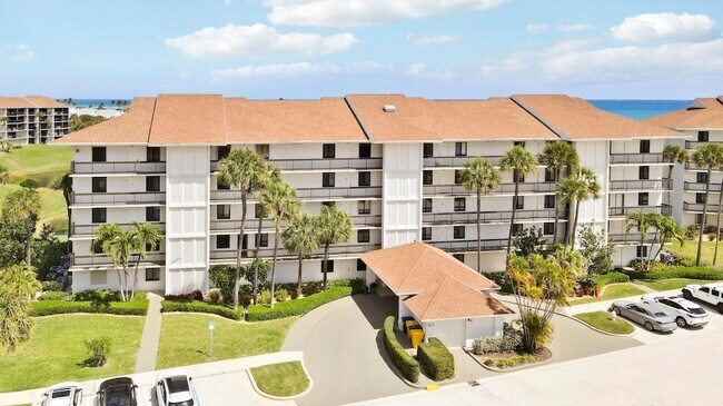 Building Photo - 601 S Seas Dr