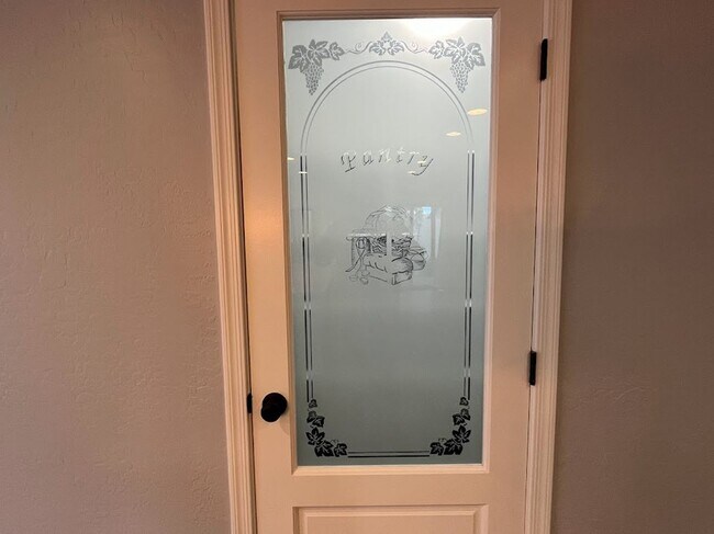 Building Photo - Elegant North Glendale Retreat with Premium Upgrades