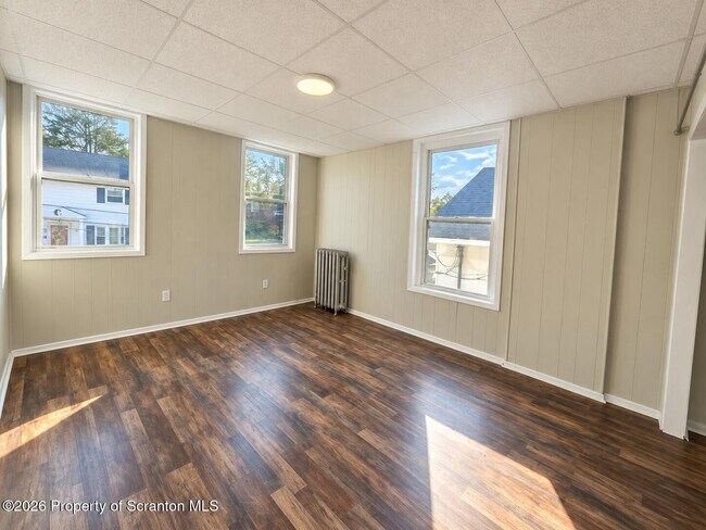 Building Photo - 28 E Columbus Ave
