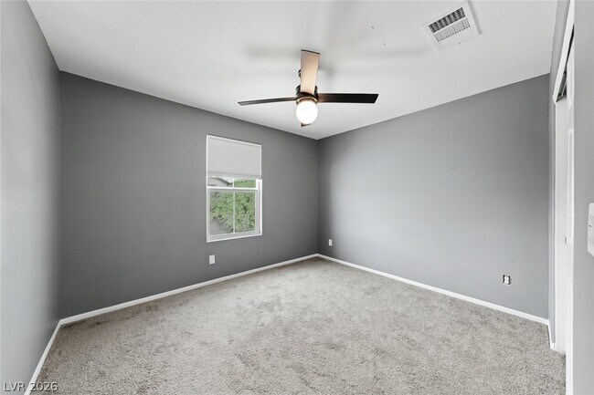 Building Photo - 10634 Sariah Skye Ave