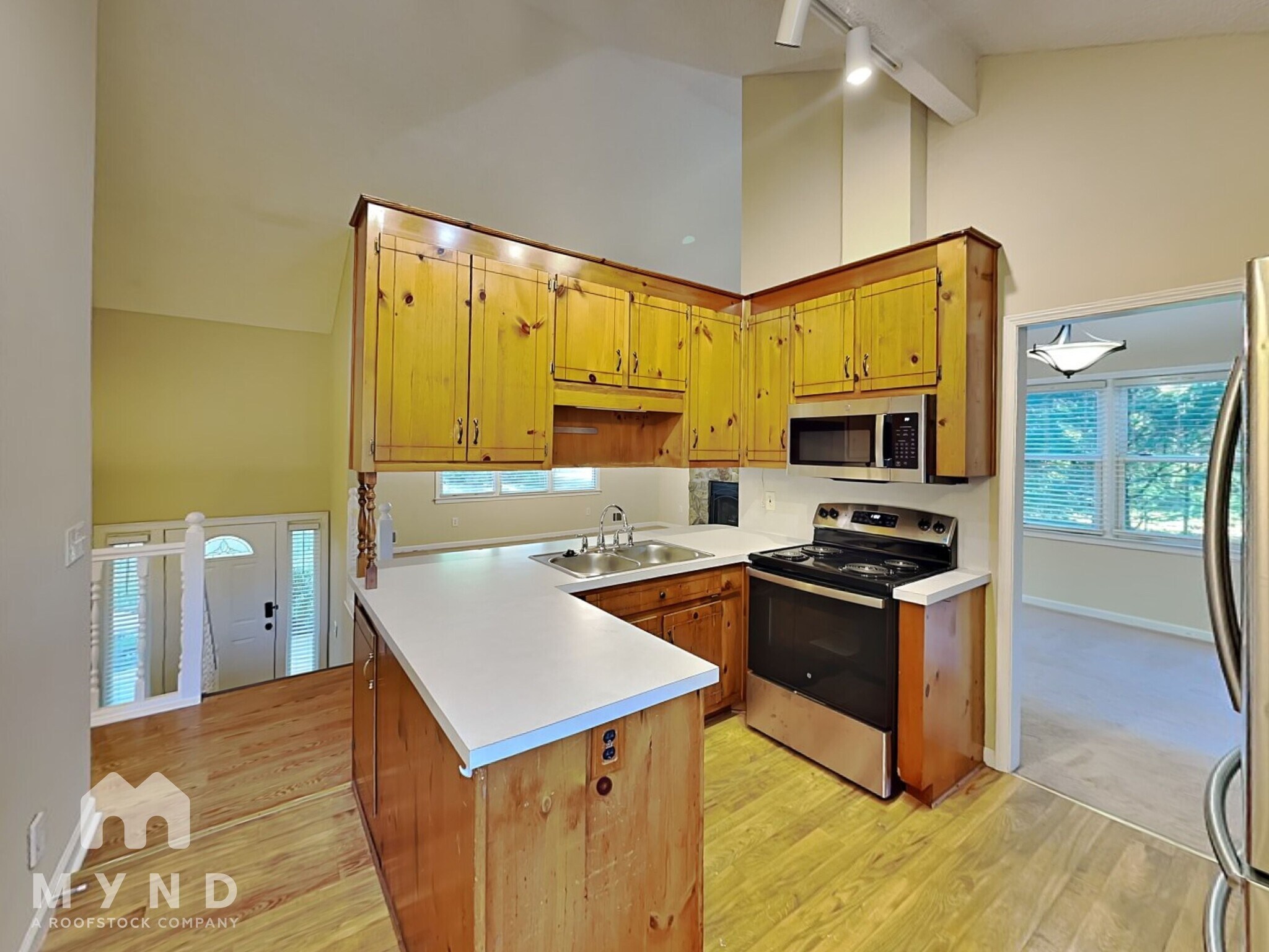 Building Photo - 3255 Sharon Ln