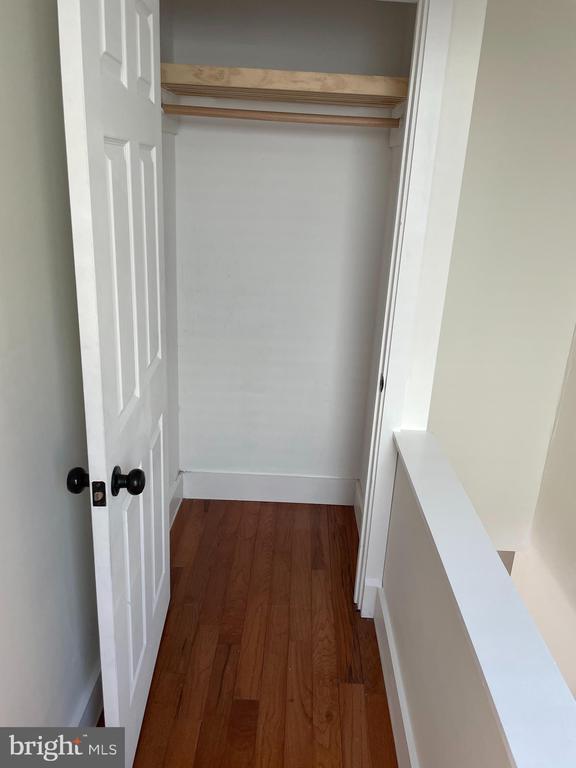 Building Photo - 511 Morse St