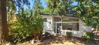 Building Photo - Charming Bellevue Home with Spacious Lot a...