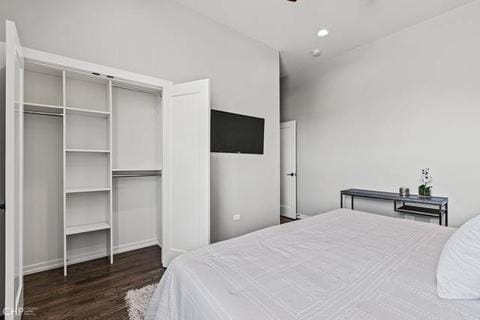 Building Photo - 4758 S Indiana Ave