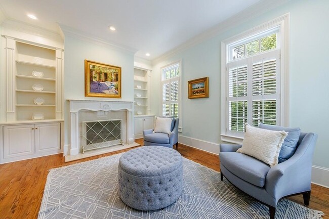 Building Photo - 25 Asheworth Ct NW