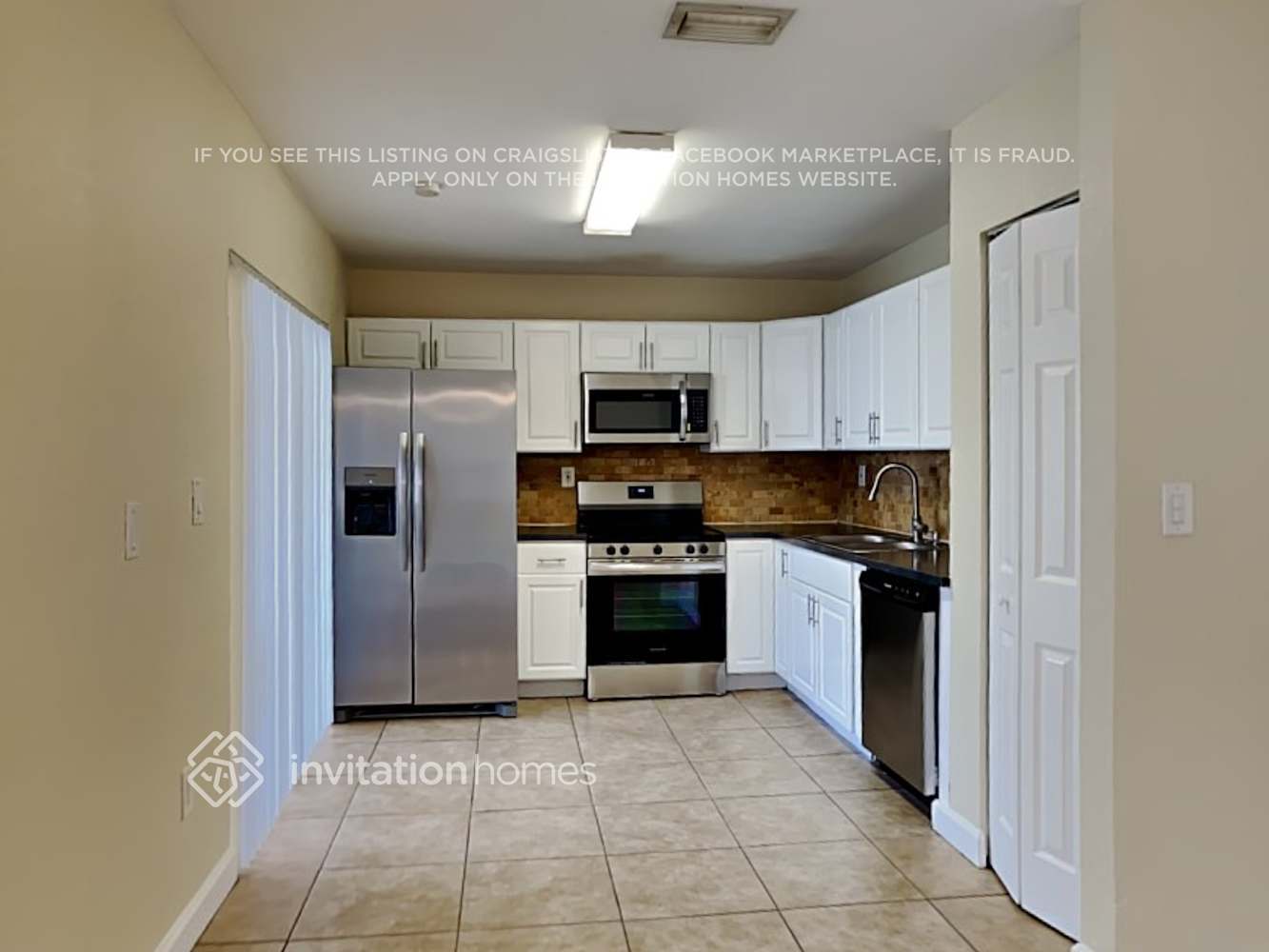 Building Photo - 15176 SW 128th Ct