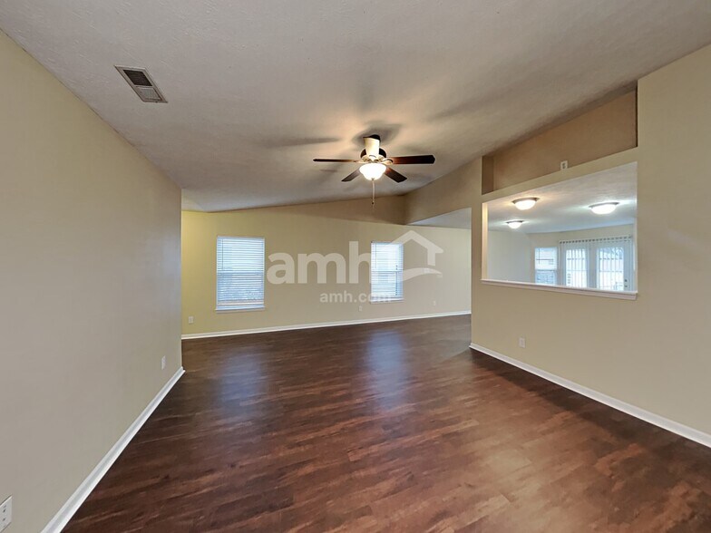 Building Photo - 1159 Valley Forge Dr