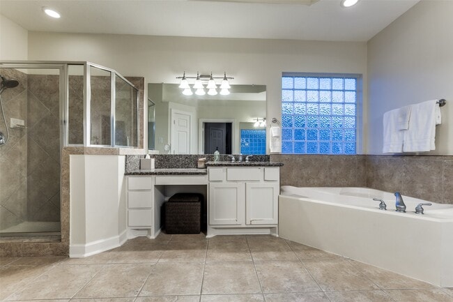 Building Photo - 4512 Rose St