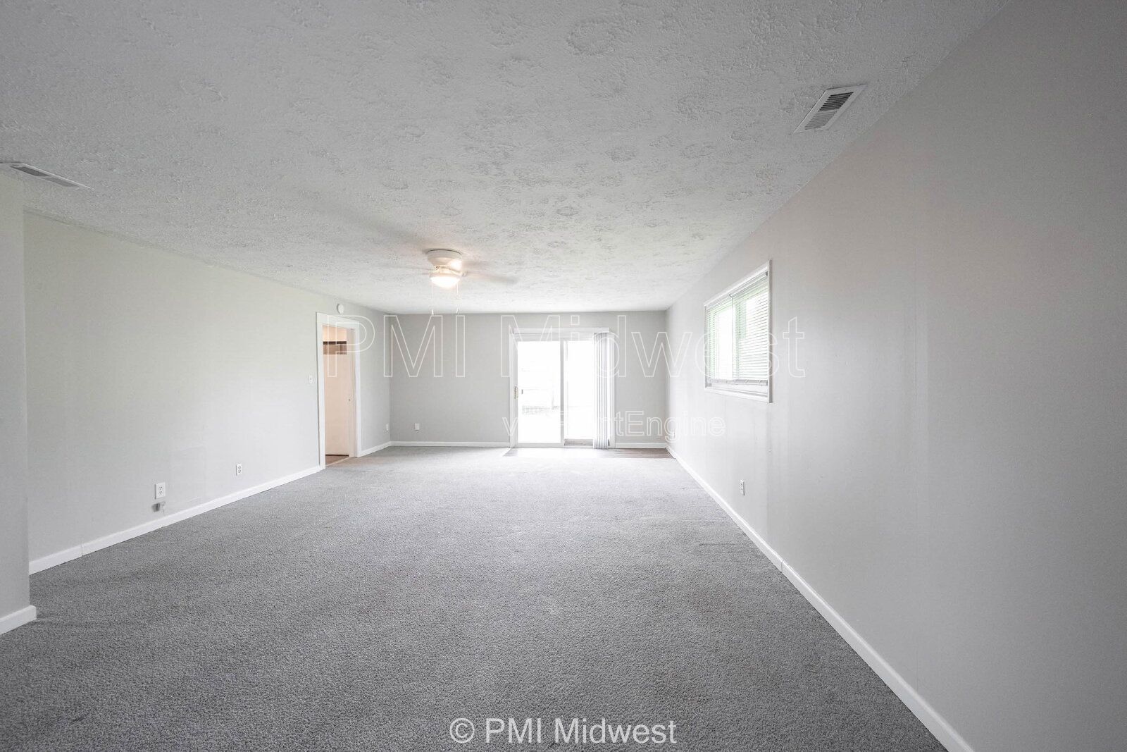 Building Photo - 316 S Kenmore Rd