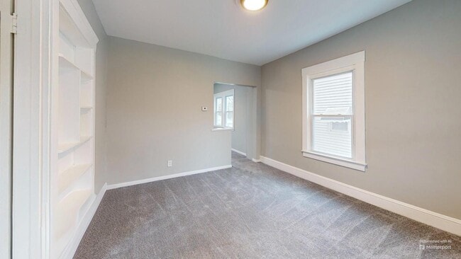 Building Photo - Old Brooklyn Area - 3 Bedrooms - Single Fa...