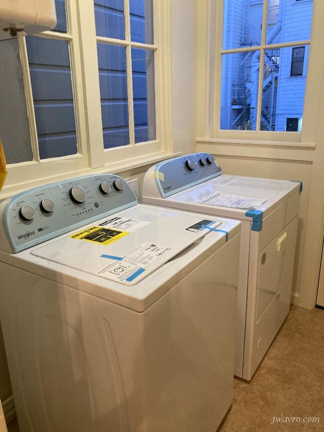 Building Photo - 645 Central Ave