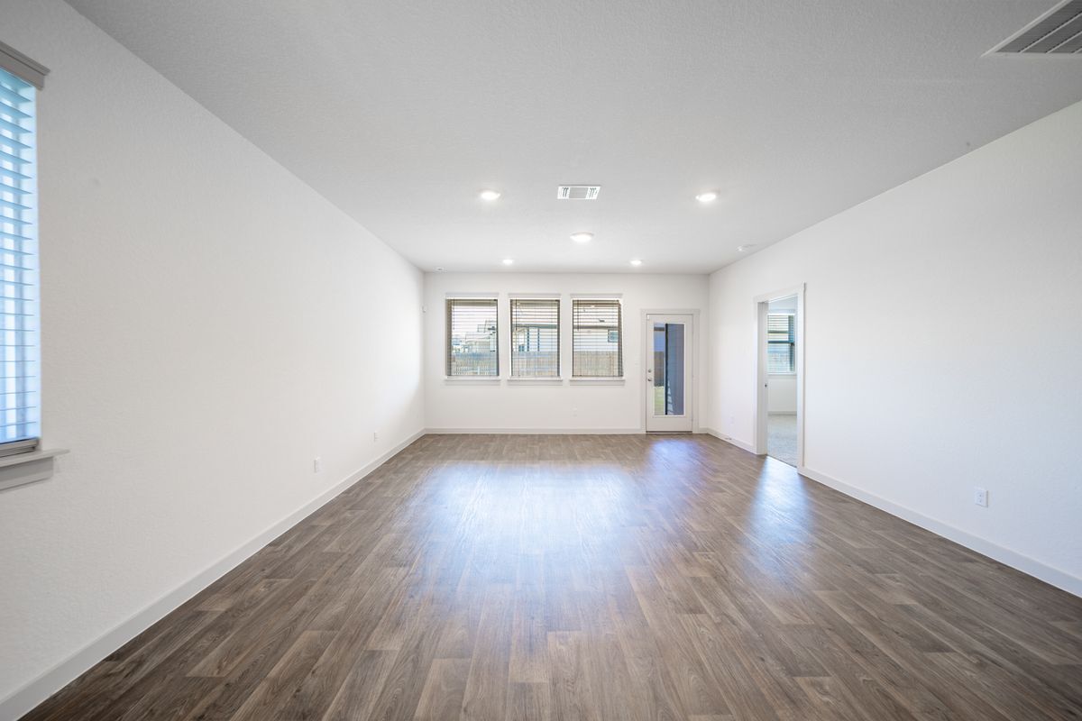 Building Photo - 119 Big Cypress Byu Rd