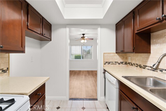 Building Photo - 18961 Florida St