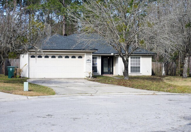 Building Photo - COMING SOON – 3 Bedroom, 2 Bathroom Single...