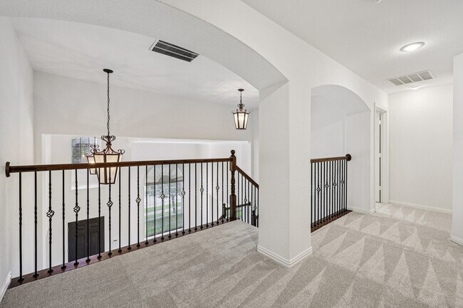 Building Photo - 11295 Apple Valley Dr