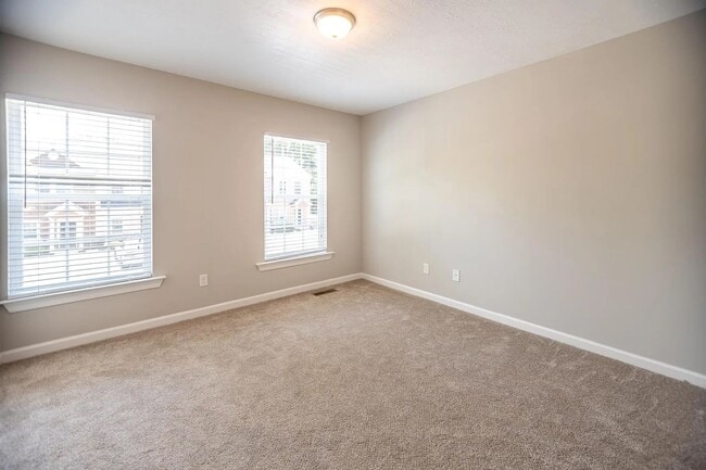 Building Photo - Adderman Point- 1 bed/1 bath Apartment