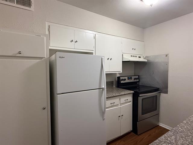 Building Photo - 5004 Live Oak St