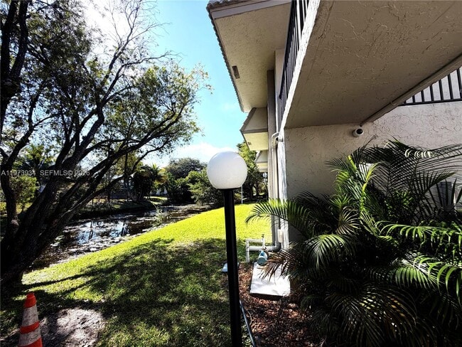 Building Photo - 3215 NW 102nd Terrace