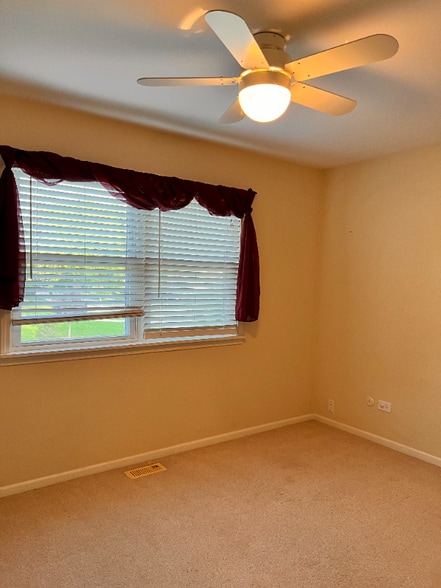 Building Photo - 113 Tahoe Dr