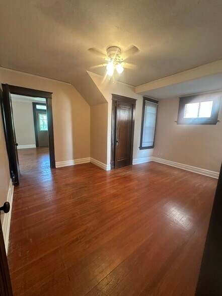 Building Photo - 5044 Bancroft Ave